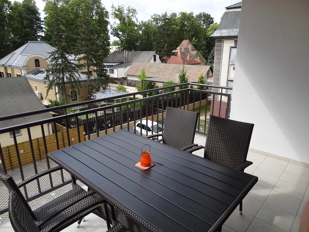 Apartmán Vivi Wellness Apartman Siófok Pokoj fotografie